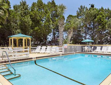 Rodeway Inn Leesburg Chain Of Lakes Facilities photo