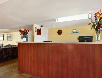 Rodeway Inn Leesburg Chain Of Lakes Exterior photo